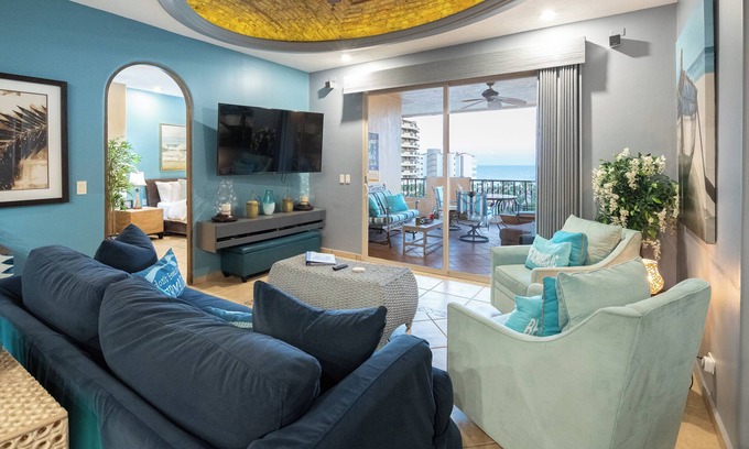 Sandy Beach Resort | BLUE BUNGALOW 2B/2B LUXURY Condo: Bella Sirena.
