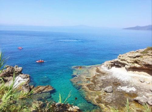 Stoupa Apartment | Blue Lagoon Suites at Stoupa