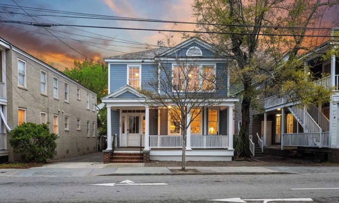 Cannonborough Elliotborough Apartment | Blue Magnolia B | Embrace Comfort & Convenience
