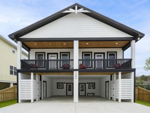 Wilmington Beach Villa | Blue Snapper condo