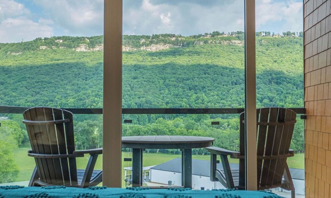 Wildwood House | Bluebird Cabin | Views, Fire pit, Outdoor Kitchen
