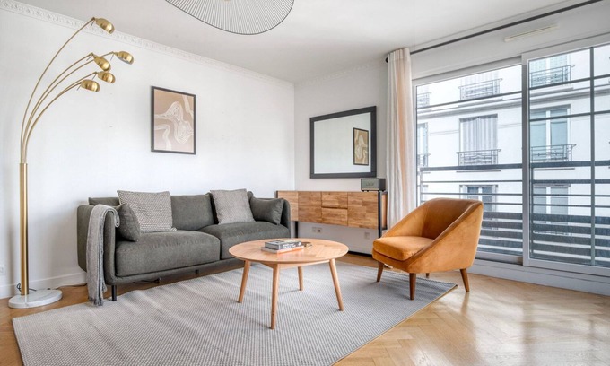 Gare Apartment | Blueground | Olympiades, nr Seine & Bercy Parc