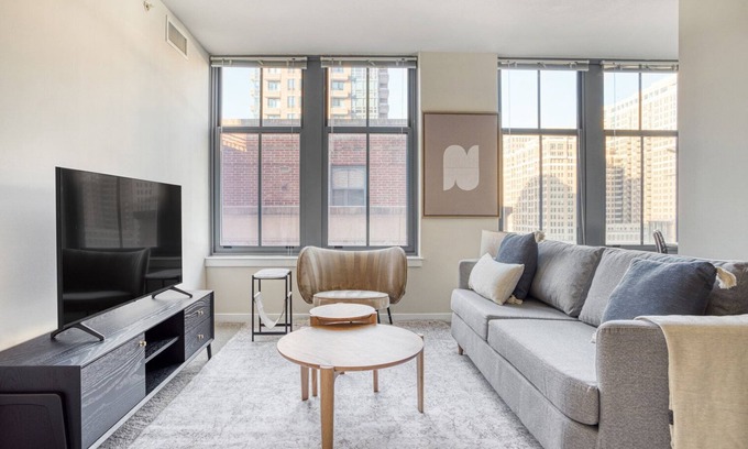 Aurora Highlands Apartment | Blueground | Pentagon City, rooftop, nr Pentagon