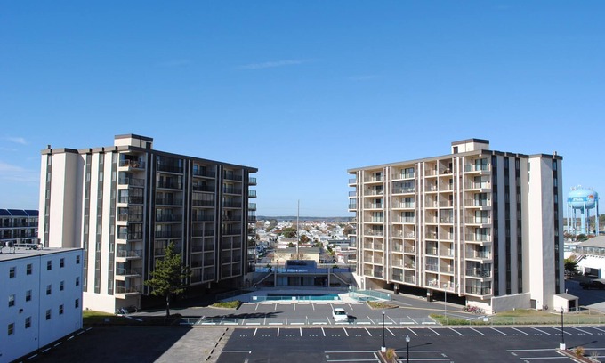 North Ocean City Condo | BLUEWATER EAST 303-St/t1t BDR/tOcean Blockt condo/tUptownt location