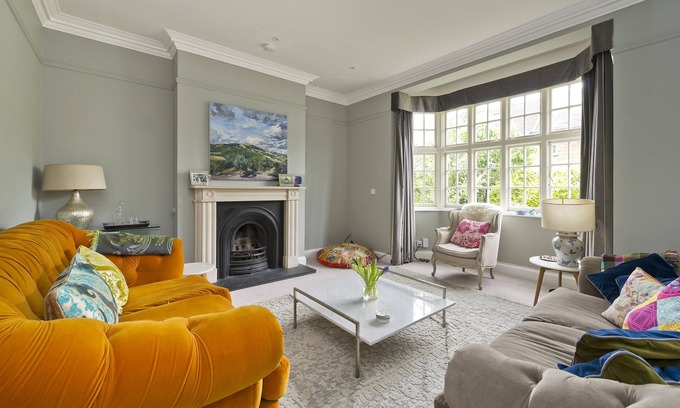 Wandsworth Common House | Blush Springs, by Veeve