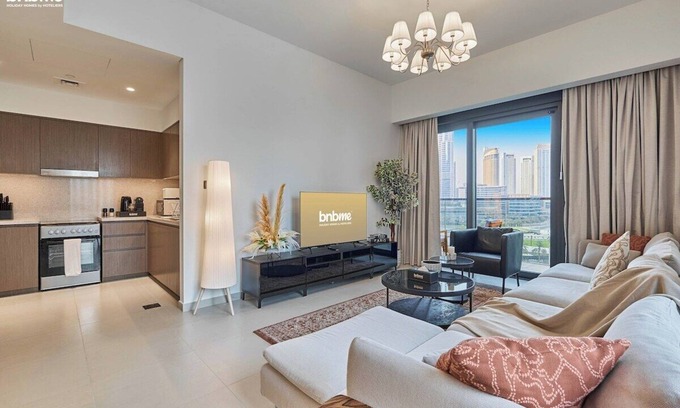 Downtown Dubai Apartment | bnbme | Burj Khalifa View | Luxury Downtown Apartment