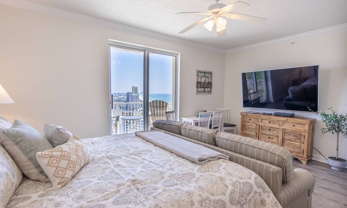 Panama City Beach Condo | Boardwalk 16th Floor Studio Sleeps 4*Updated Condo*Fall Specials