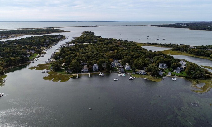 Mashpee Boat Rental | Boat Dock Space for rent!