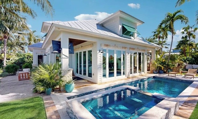 Sunshine Estates House | Boaters Paradise - Luxury Islamorada waterfront home