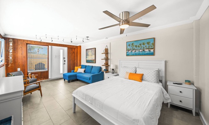 Orlando Beach Condo | Boathouse Inspired Riverfront Villa- Steps from Private Beach Access, Fire Pit, & BBQ Grills 🚤🌊