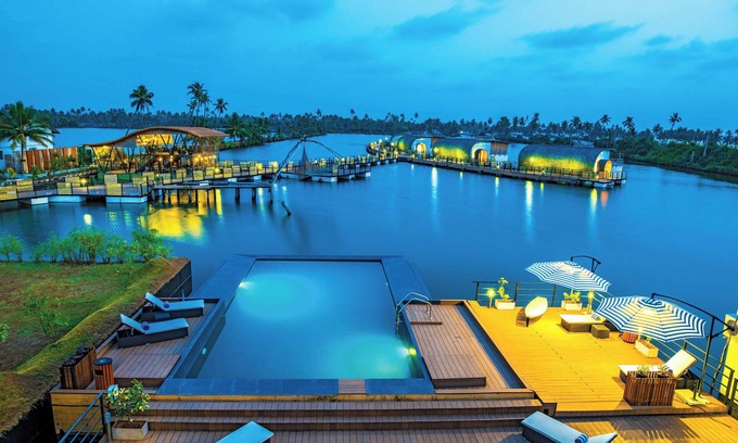 Kumbalam Hotel | Boche Island By Oxygen Resort