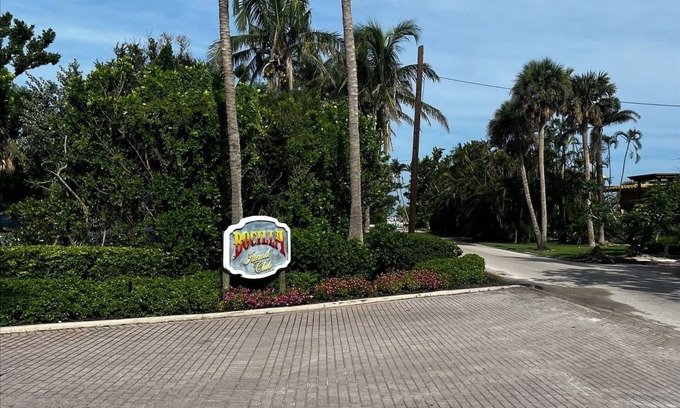 Bokeelia Condo | Bocilla Island Club - Newly Renovated Condo