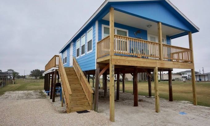 Port O Connor House | BOGGY VIEW is Close to Beach in POC