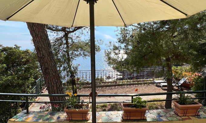 Bogliasco Apartment | Bogliasco - "La Casa dei Delfini" - Liguria Holidays