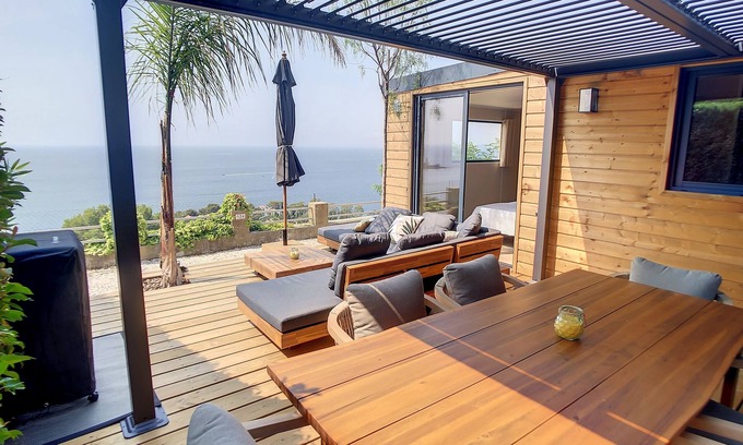 Le Dramont Ski Chalet | Bohemian hut - Exceptional view of Cap Estérel, Ile d'Or, St-Tropez