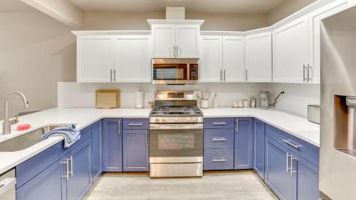 Sunset House | Boise Blue Retreat - North End - Hyde Park - 13 St