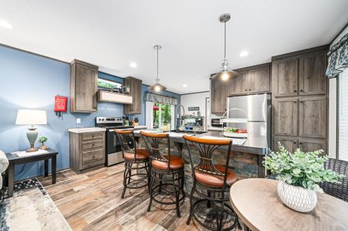Sparta House | Bon Air Bungalow