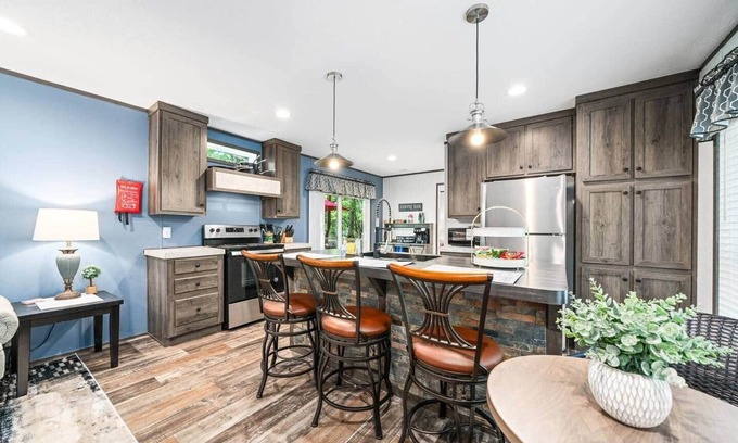 Sparta House | Bon Air Bungalow