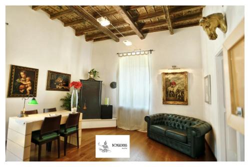 Santa Maria Apartment | Bonadies Suite
