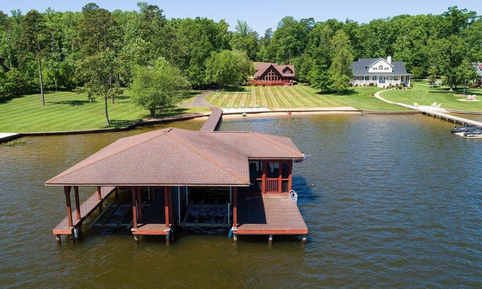 Mineral House | Book 2 nights - 3rd NIGHT FREE - Luxury log home perfect for FALL WEEKENDS!