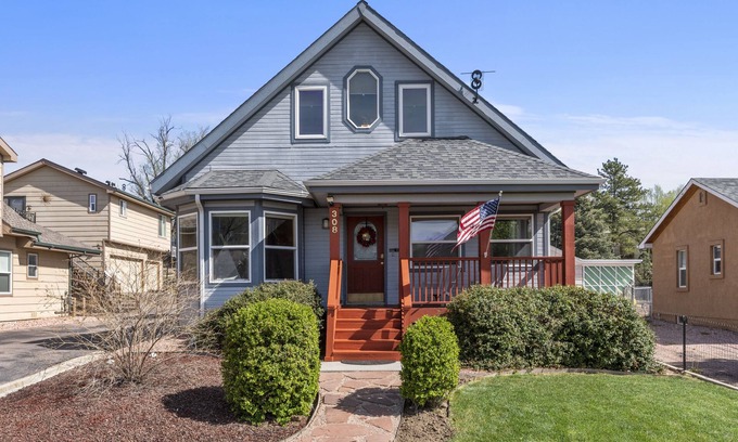 Colorado Springs House | Booking now for fall in Colorado Springs