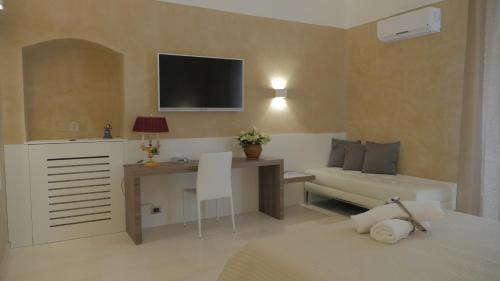 Trani Bed & Breakfast | Borgo Marsala