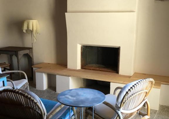 Strongoli Apartment | BORGO PETELIA, "Casa Perri", antica casa ristrutturata con terrazzo