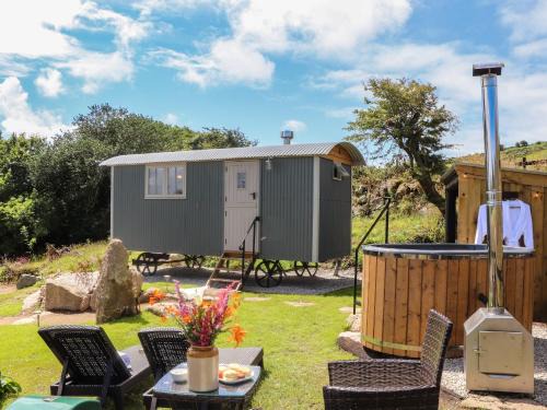 New Mill House | Bosulla Shepherds Hut