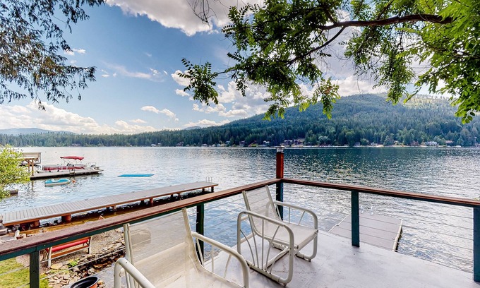 Sagle Cabin | Bottle Bay Bungalow | Lakefront cabin in Sagle with dock and wood stove