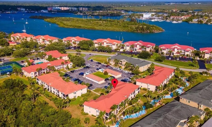Bouchelles Island Condo | Bouchelle Island, NSB! Off the Intracoastal and minutes to the beach!
