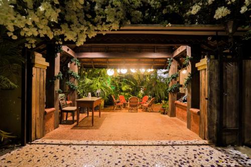 Aguada Fort Area Hotel | Bougainvillea