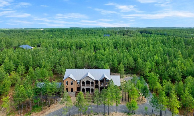 Pickens Cabin | Boulder Ridge Lodge