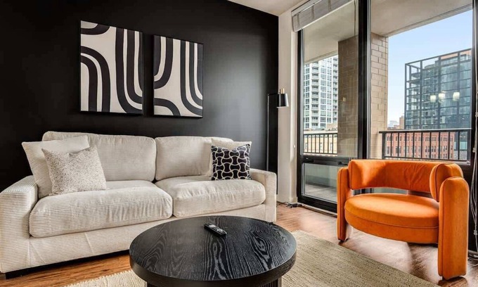 Near North Side Apartment | Boulevard Stays 5 mins to Riverwalk & Mag Mile 03