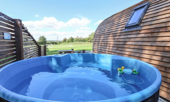 Driffield Cottage | BOUQUET, family friendly, character holiday cottage in Bridlington