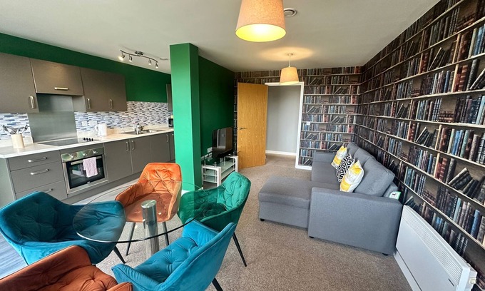 Salford Apartment | Boutique 3 Bedroom Apartment Manchester