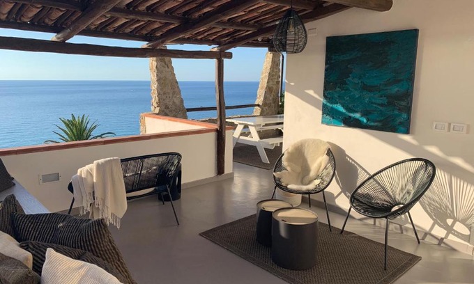 Costa dei Monaci Apartment | Boutique apartment with beach within walking distance, near Tropea