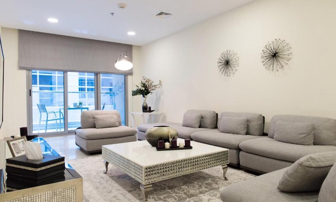 Dubai Marina Villa | Boutique Living - Dubai Marina Wharf 2