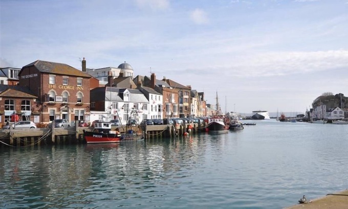 Weymouth Cottage | Bowleaze View
