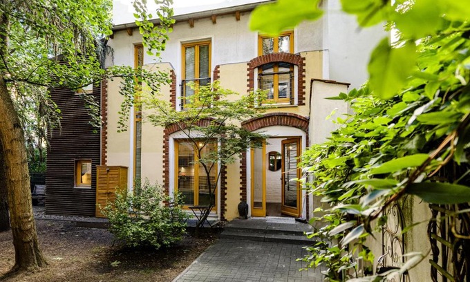 Friedrichshain House | Boxi Jungle House - unique in Friedrichshain - 3BR