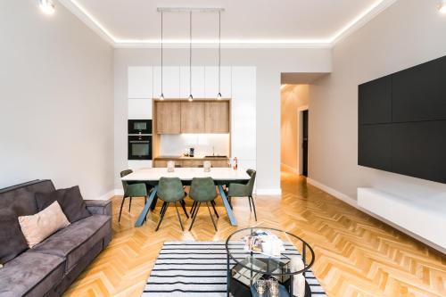 Terezvaros Apartment | BpR Opera Lux Treasure