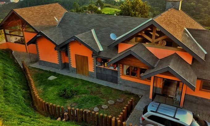 Campos do Jordao Cottage | Campos do Jordão - 1km from the center of Capivari