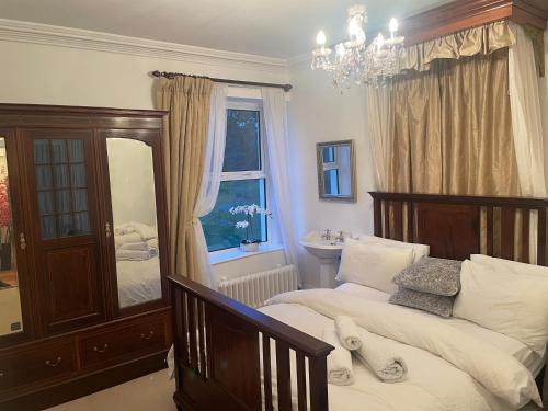 Londonderry House | Brackfield House