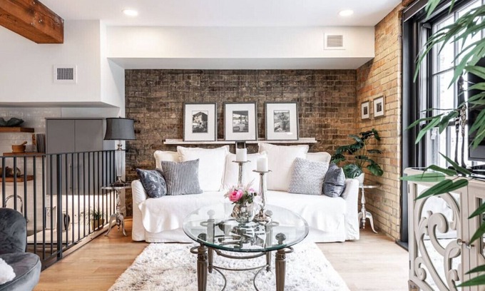 Stratford Apartment | Bradshaw Lofts: La Galleria