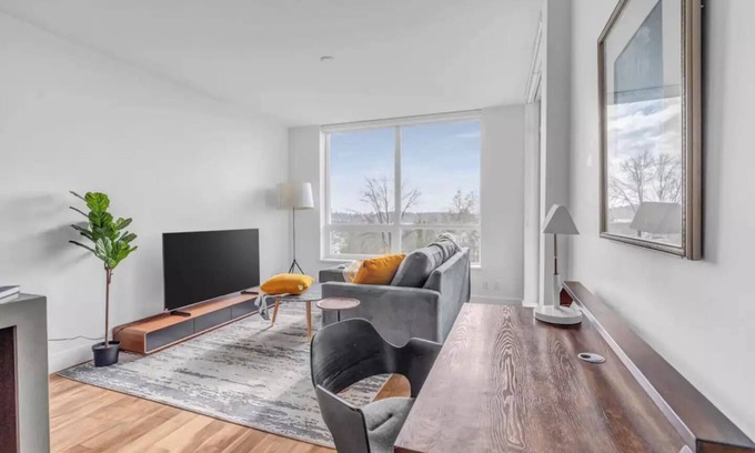 District of North Vancouver Condo | Brand NEW 1 bed Condo North Van/Lions Gate Bridge