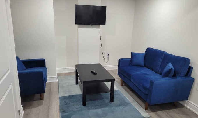 Brampton House | Brand new 2-bedroom Apartment with AC in Brampton