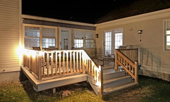 East Haven  Rutland County Apartment | BRAND NEW 20 min to Killington! Indoor garage, furnished, renovated, fast Wifi!