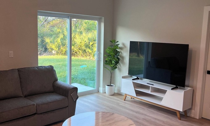 Port Charlotte House | Brand new 3-bedroom house in quiet neighborhood in sunny Port Charlotte