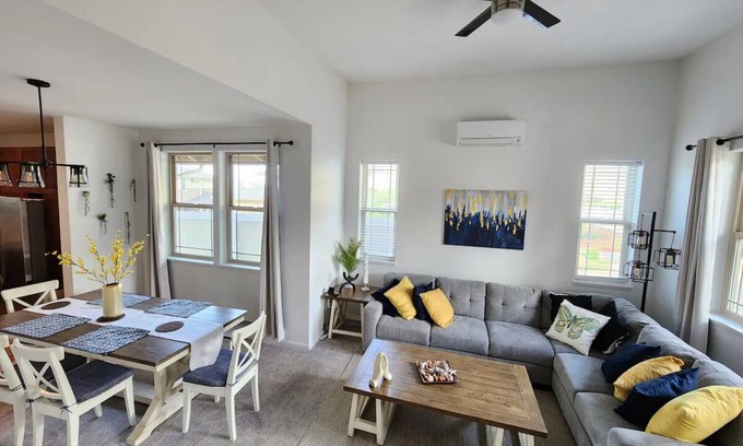 Makaha Valley House | Brand New 4BHK Home! Ocean and Mountain View!