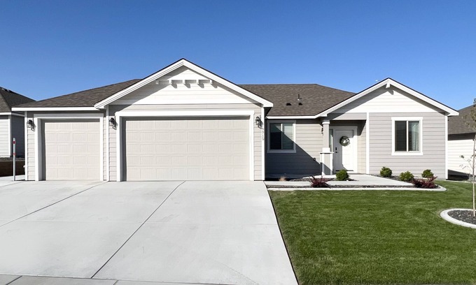 Tri-Cities House | Brand NEW, charming 3 bedroom home in West Pasco!