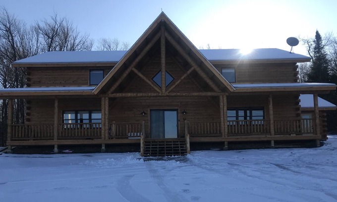Searsburg Cabin | Brand New Custom Log Cabin In The Green Mtn Forest
